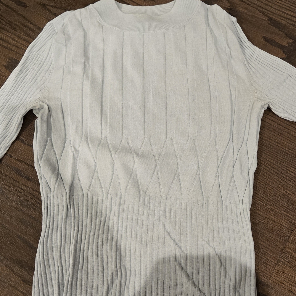 Club Monaco Light Gray Knit Top